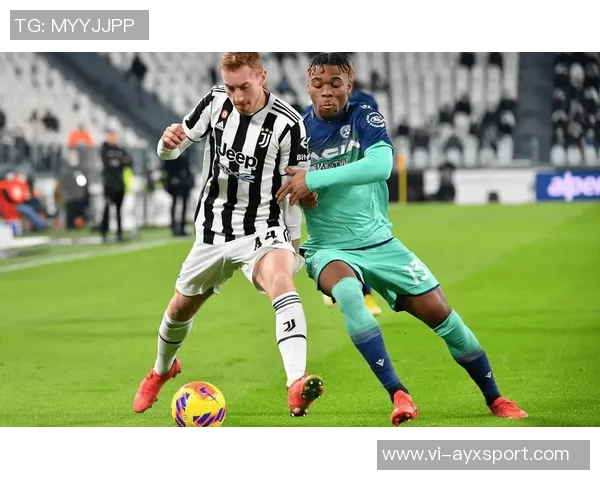 穆阿尼现身热刺训练场约翰逊乌多吉缺席引关注